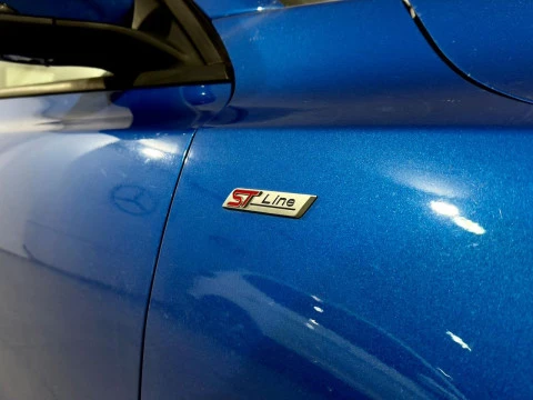 Ford Focus 1.0 ECOBOOTS  HYBRID STLINE