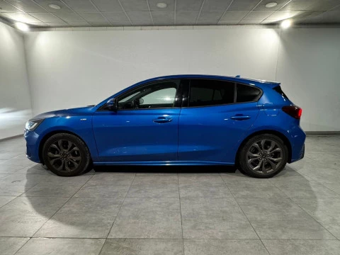 Ford Focus 1.0 ECOBOOTS  HYBRID STLINE
