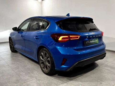 Ford Focus 1.0 ECOBOOTS  HYBRID STLINE