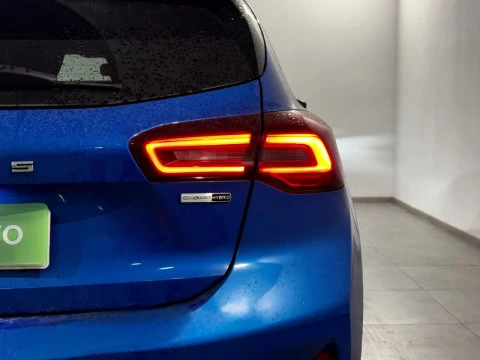 Ford Focus 1.0 ECOBOOTS  HYBRID STLINE