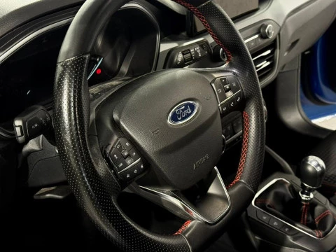 Ford Focus 1.0 ECOBOOTS  HYBRID STLINE