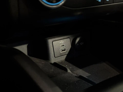 Ford Focus 1.0 ECOBOOTS  HYBRID STLINE