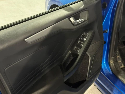 Ford Focus 1.0 ECOBOOTS  HYBRID STLINE