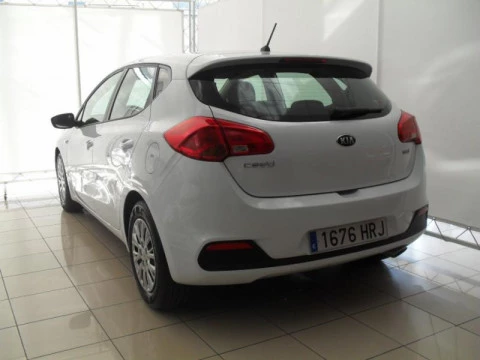 Kia Ceed 1.4 CRDI WGT CONCEPT 5P