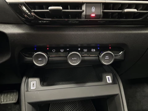 Citroën C4 BlueHDi 130 S&S EAT8 Plus