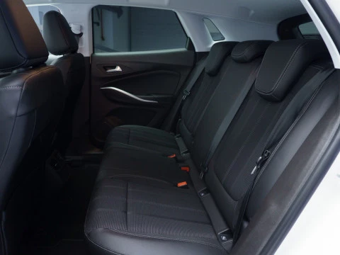 Opel Grandland 1.2T XHT Hybrid eDCT6 S/S GS