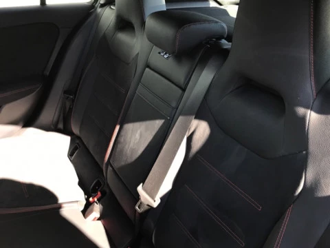 Mercedes-Benz Clase A  180 Compacto