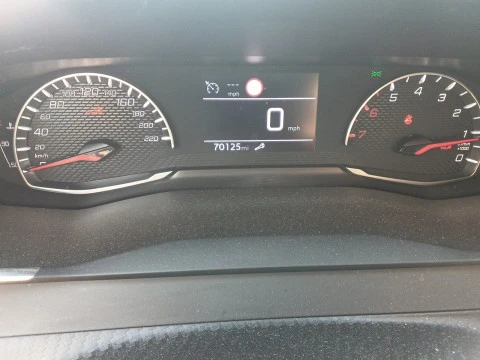 Peugeot 2008 Allure BlueHDI 81kW (110CV)