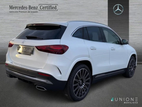 Mercedes-Benz GLA  200 d