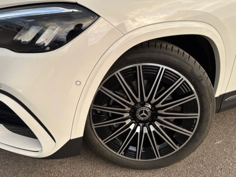 Mercedes-Benz GLA  200 d