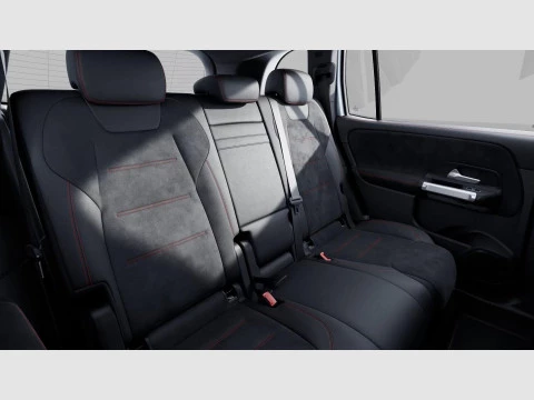 Mercedes-Benz GLB  220 d 4MATIC