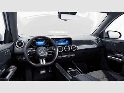 Mercedes-Benz GLB  220 d 4MATIC