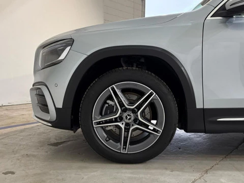 Mercedes-Benz GLB  220 d 4MATIC