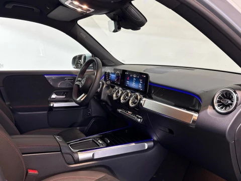 Mercedes-Benz GLB  220 d 4MATIC