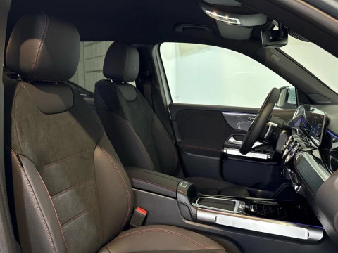 Mercedes-Benz GLB  220 d 4MATIC