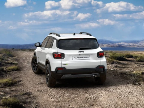 Jeep Avenger 1.2 eHybrid 4xe 145CV T. North Face