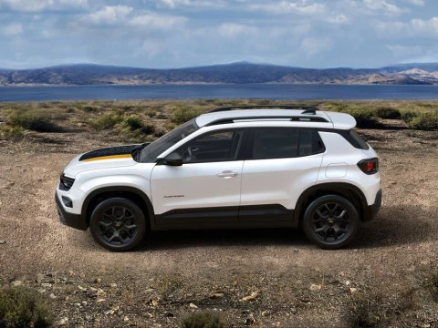 Jeep Avenger 1.2 eHybrid 4xe 145CV T. North Face