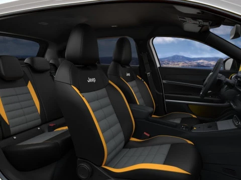 Jeep Avenger 1.2 eHybrid 4xe 145CV T. North Face