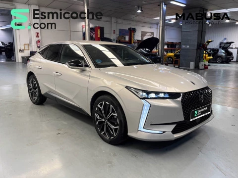 DS 4 Hybrid Étoile Alcantara@