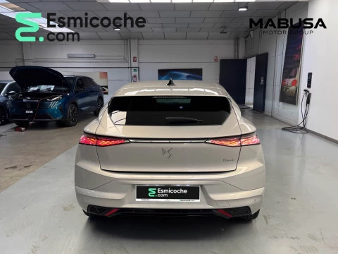 DS 4 Hybrid Étoile Alcantara@