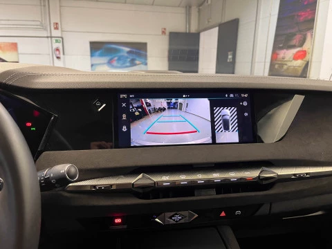 DS 4 Hybrid Étoile Alcantara@