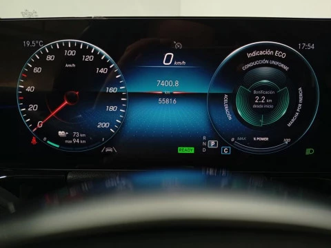 Mercedes-Benz EQA 350 4Matic 215 kW (292 CV)