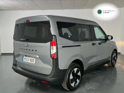 Ford Tourneo Courier BEV 43,5kWh 100kW (136CV) Trend Auto