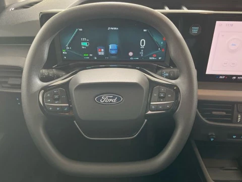 Ford Tourneo Courier BEV 43,5kWh 100kW (136CV) Trend Auto