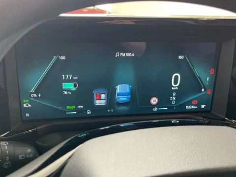 Ford Tourneo Courier BEV 43,5kWh 100kW (136CV) Trend Auto