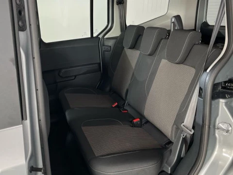 Ford Tourneo Courier BEV 43,5kWh 100kW (136CV) Trend Auto