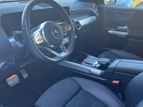 Mercedes-Benz EQB  250 AMG Line