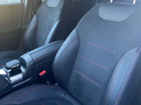 Mercedes-Benz EQB  250 AMG Line