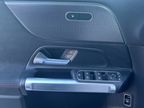 Mercedes-Benz EQB  250 AMG Line