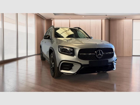 Mercedes-Benz GLB  200 d