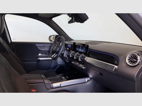 Mercedes-Benz GLB  200 d
