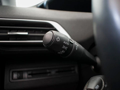 Peugeot 3008 1.5 BLUEHDI 96KW ACTIVE S&S 5P