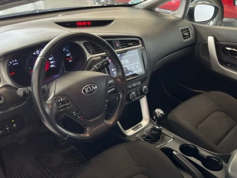 Kia Ceed 1.0 T-GDi 88kW (120CV) Concept