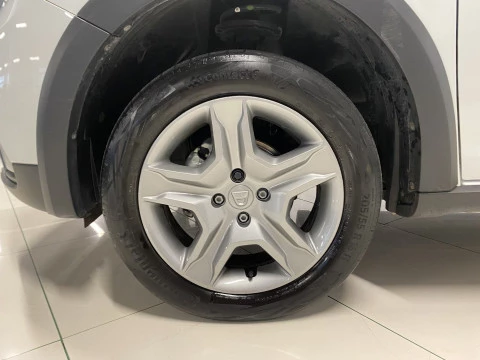 Dacia Sandero   1.0 TCE Stepway Essential 74kW