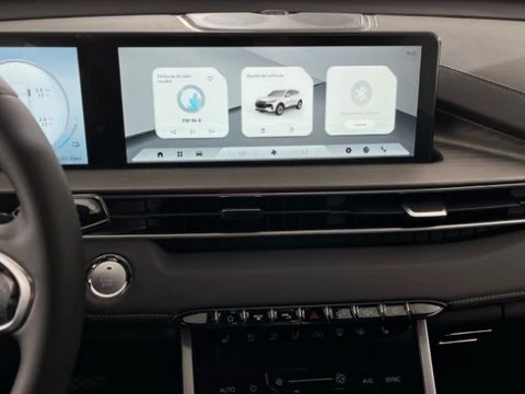 EBRO S400 1.5 DHE HEV Excellence CVT