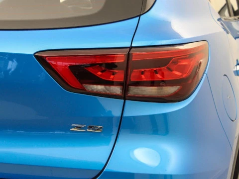 MG ZS 1.5 COMFORT 106 5P