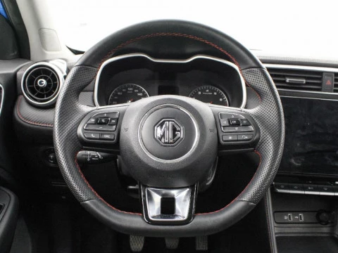 MG ZS 1.5 COMFORT 106 5P