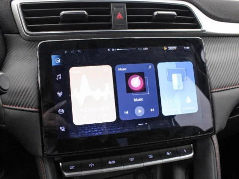 MG ZS 1.5 COMFORT 106 5P