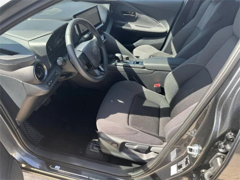 Toyota C-HR - Advance Hybrid 140