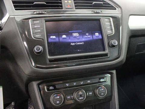 Volkswagen Tiguan 2.0 TDI SCR 110KW ADVANCE BMT 150 5P