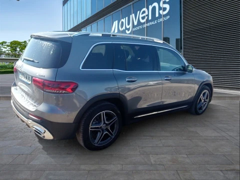 Mercedes-Benz GLB 220 d 4MATIC