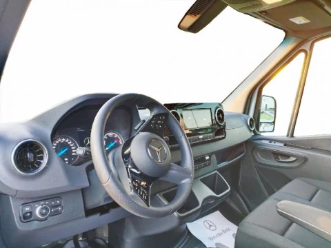 Mercedes-Benz SPRINTER ESPRINTER 320 FURGON PRO MEDIO