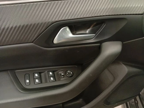 Peugeot 508 Hybrid 5P Allure HYBRID 225 e-EAT8