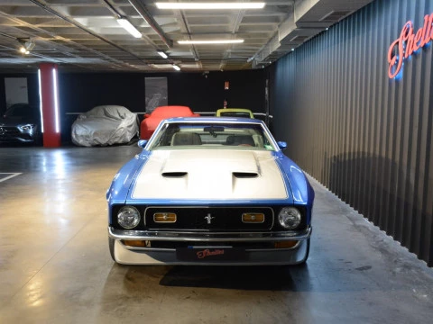 Ford Mustang Match 1