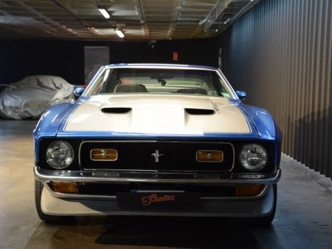 Ford Mustang Match 1