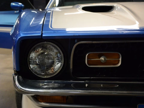 Ford Mustang Match 1